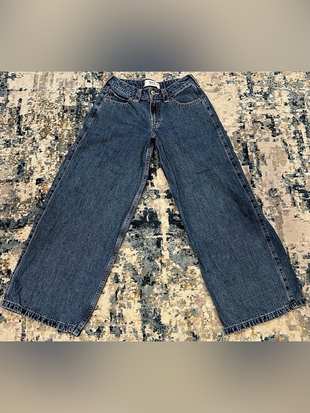 Hollister Low-Rise Super Baggy Jeans Wide Leg Jeans in Blue Waist 27